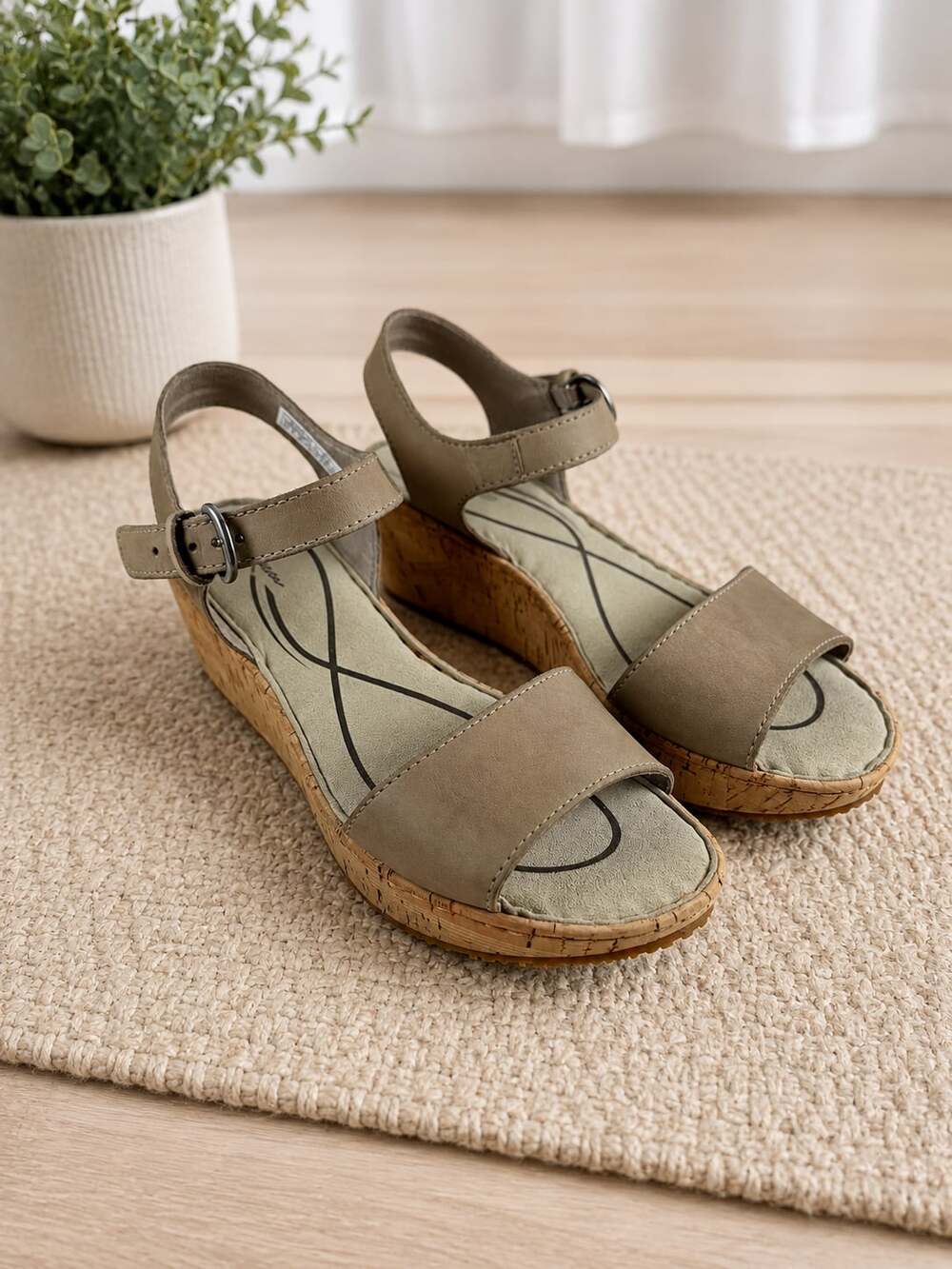 Eddie Bauer Kara Cork Wedge Sandals Taupe Leather Ankle Strap Women 6.5